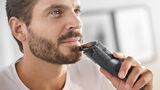 Series 7000 Vacuum Beard Trimmer